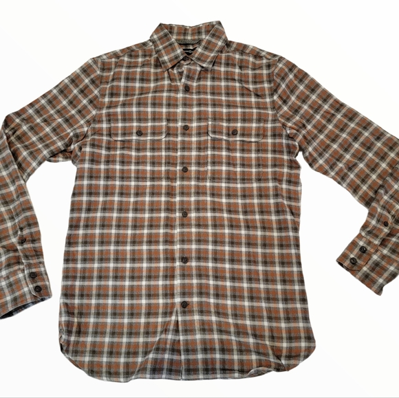 Treasure & Bond Trim Fit Soft Flannel Double Pocket Shirt Size Small - Picture 2 of 14